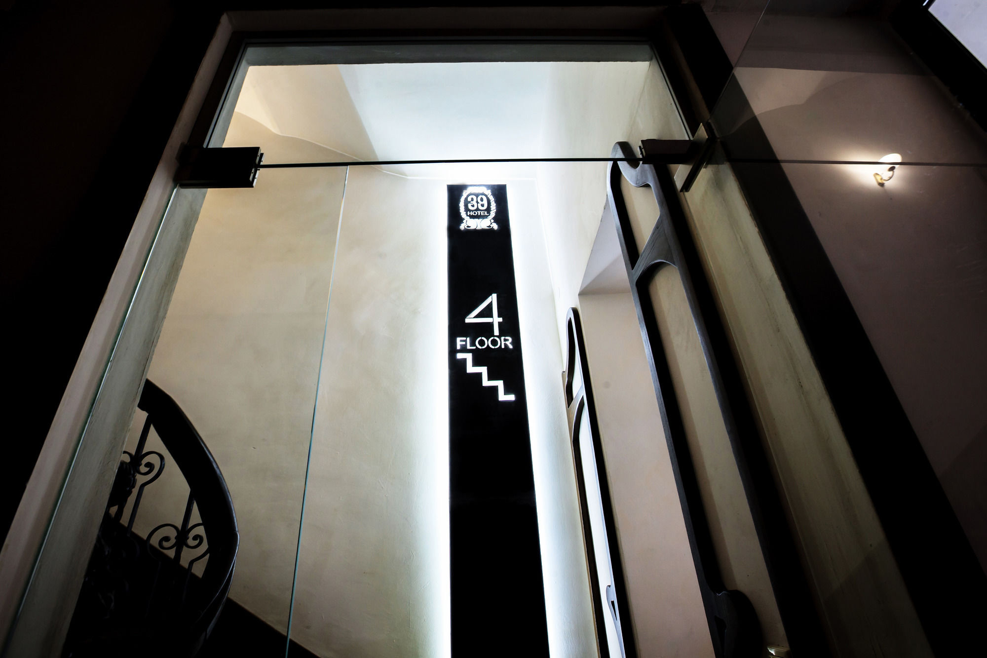 Hotel 39 Liov Exterior foto